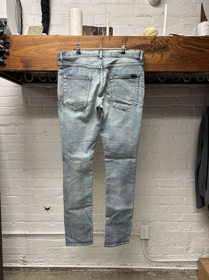 2020 Saint Laurent ‘D02’ Skinny Blue Denim