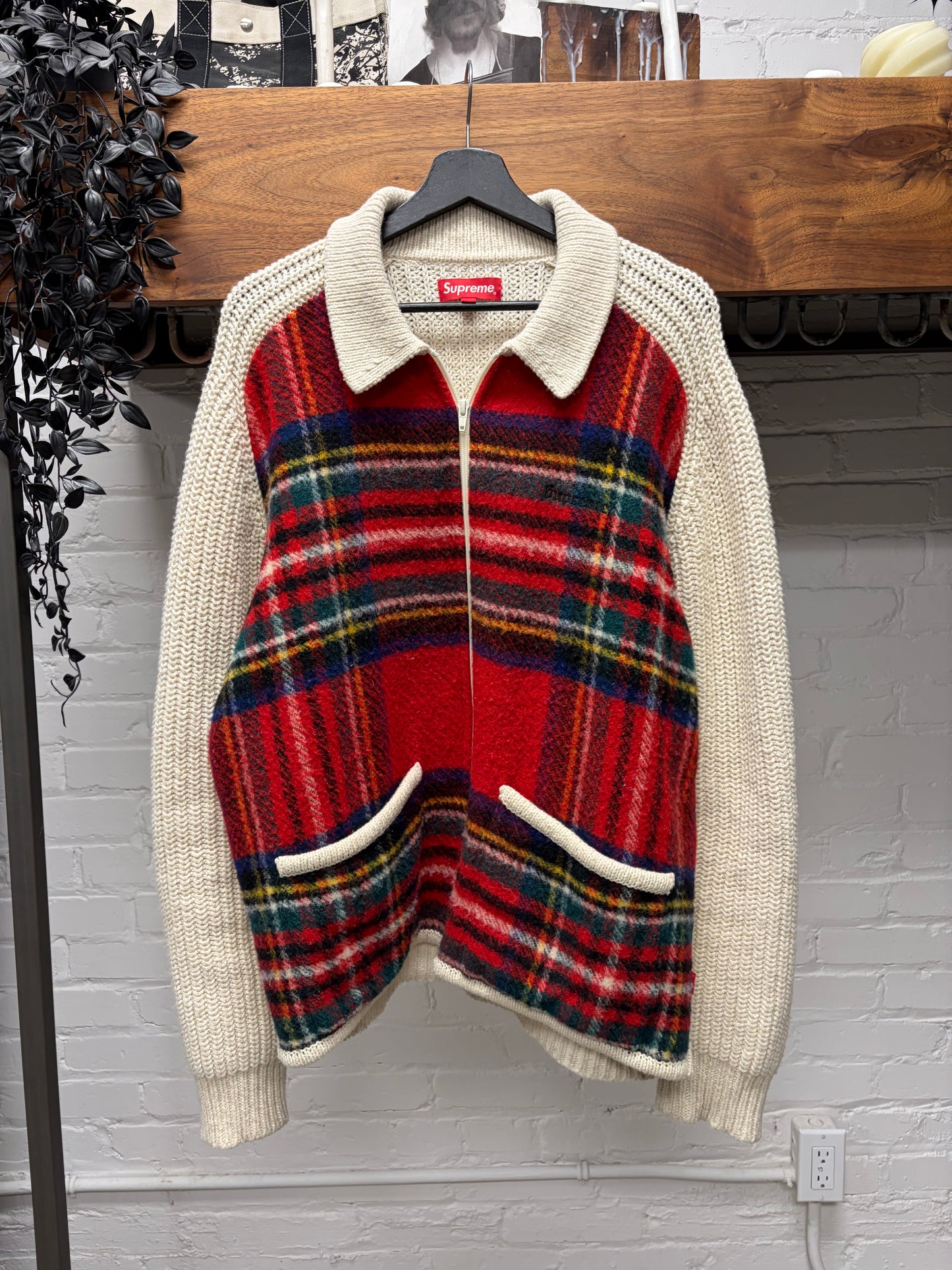 AW2018 Supreme Plaid/Cream Collared Zip-Up Sweater
