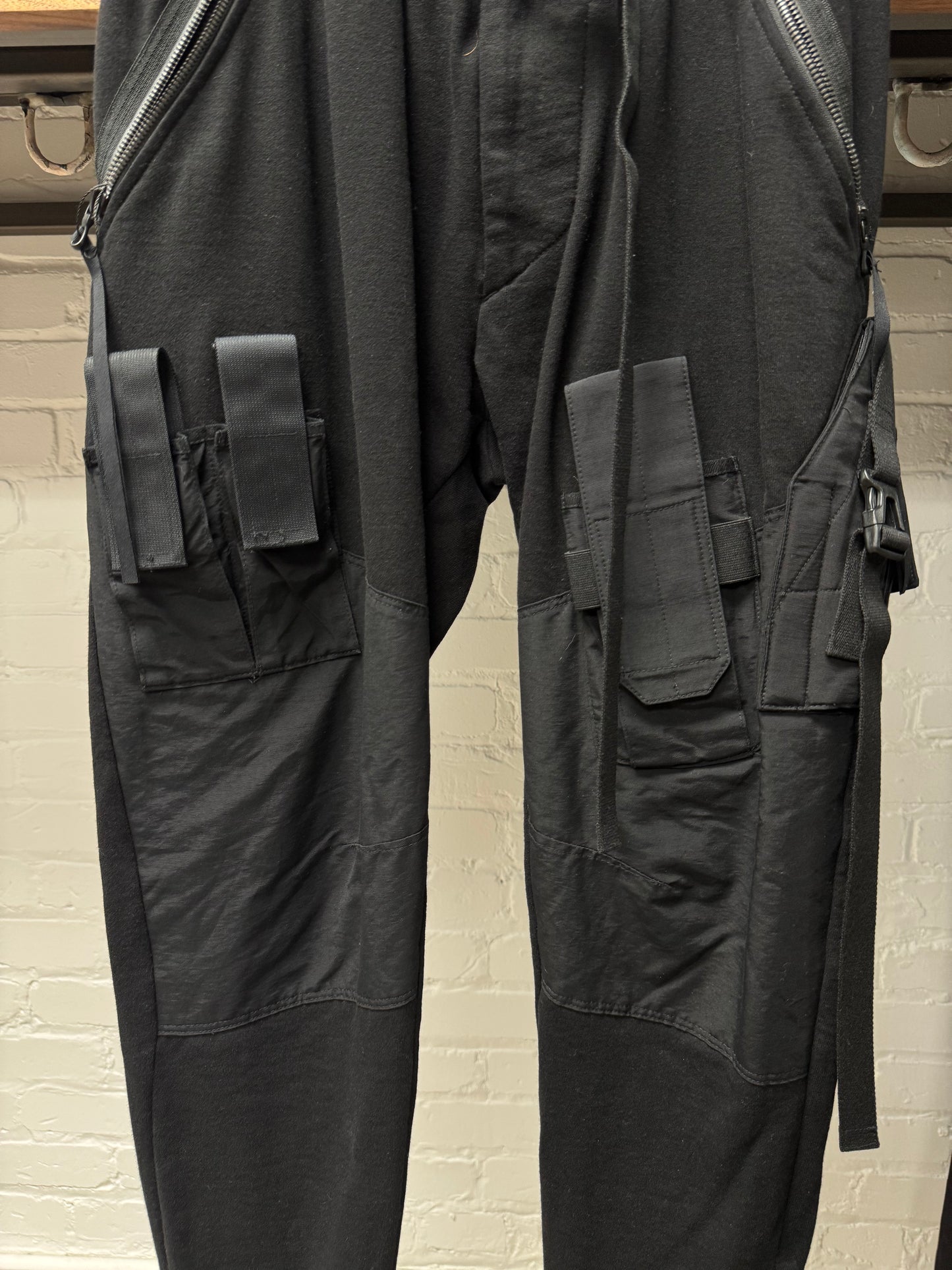 SS2018 Julius 3D Exposed Cargo Pocket Sweatpants