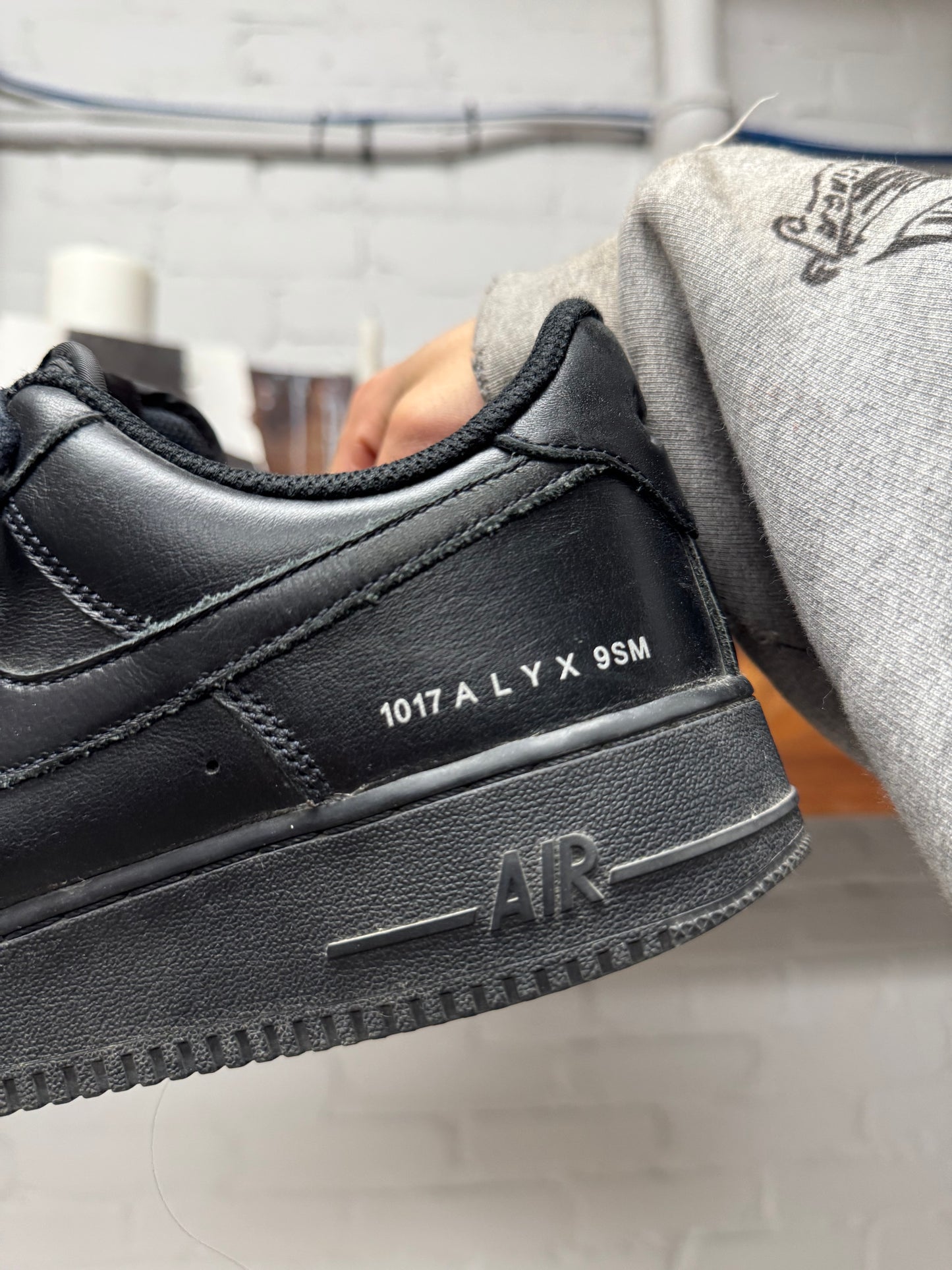 Alyx Studios x Nike Black ‘Air Force 1’ Premium Leather Low Top Sneakers