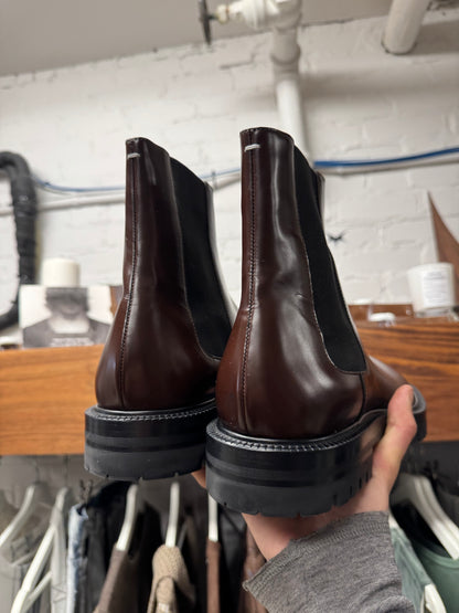Maison Margiela ‘Tabi’ Split Toe Chelsea ‘Lug Sole’ Boots