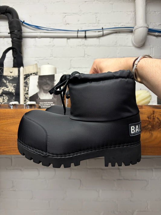 Balenciaga ‘Alaska’ Black Ankle Cut Ski Boots