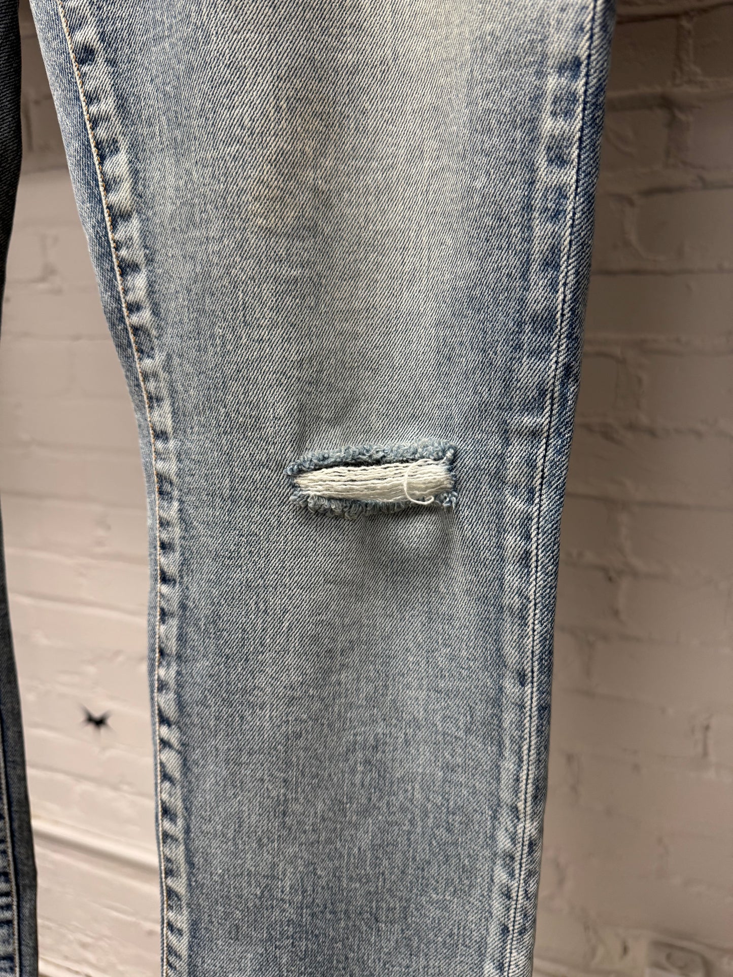 2020 Saint Laurent ‘D02’ Skinny Blue Denim