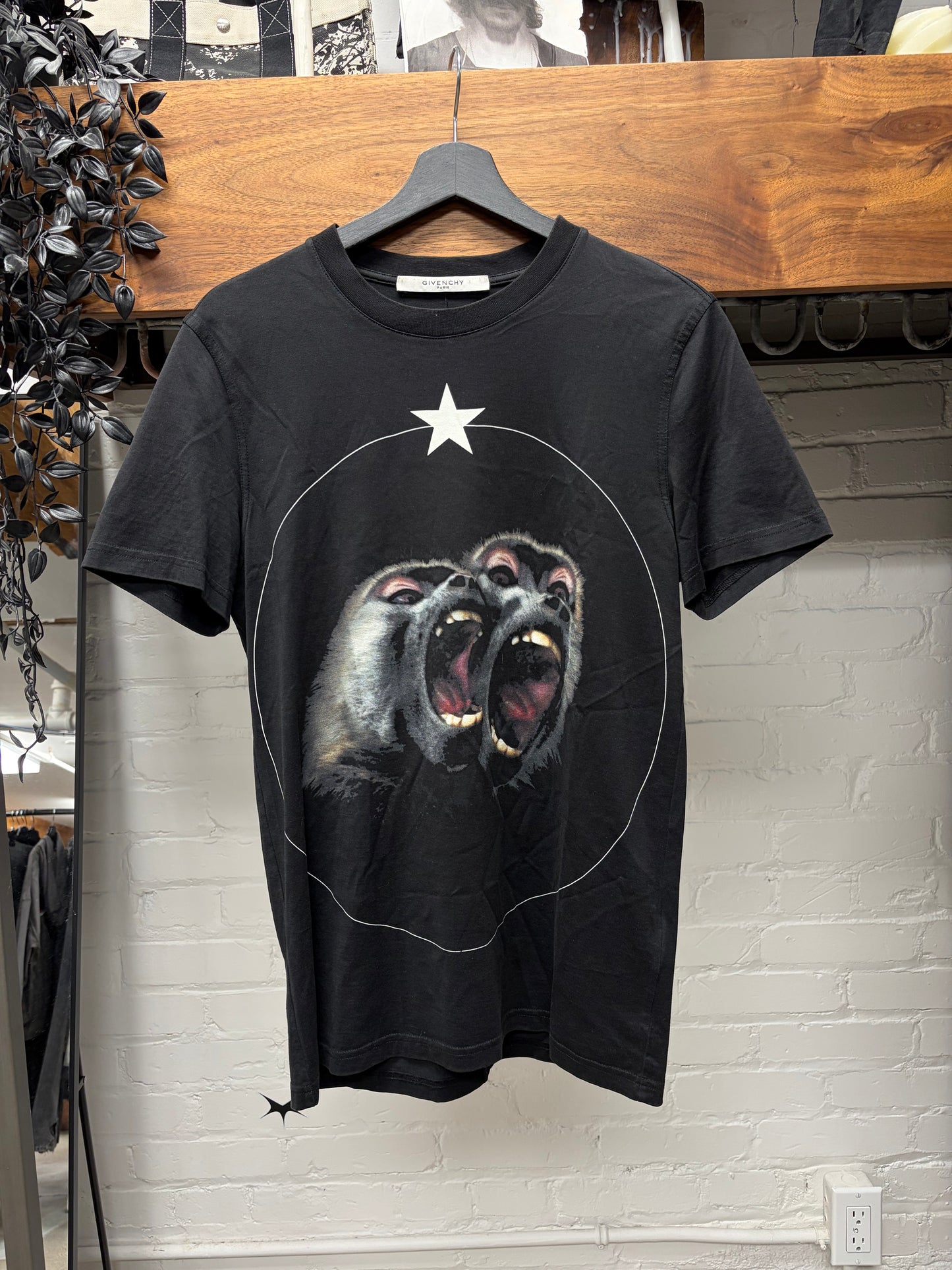 SS2016 Givenchy by Ricardo Tisci ‘Screaming Monkeys’ Black Graphic T-Shirt