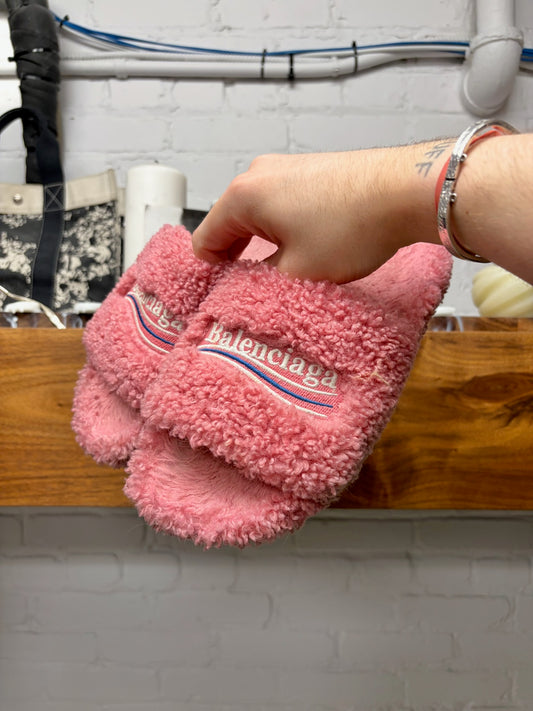 Balenciaga ‘Campaign Logo’ Fuzzy Slippers