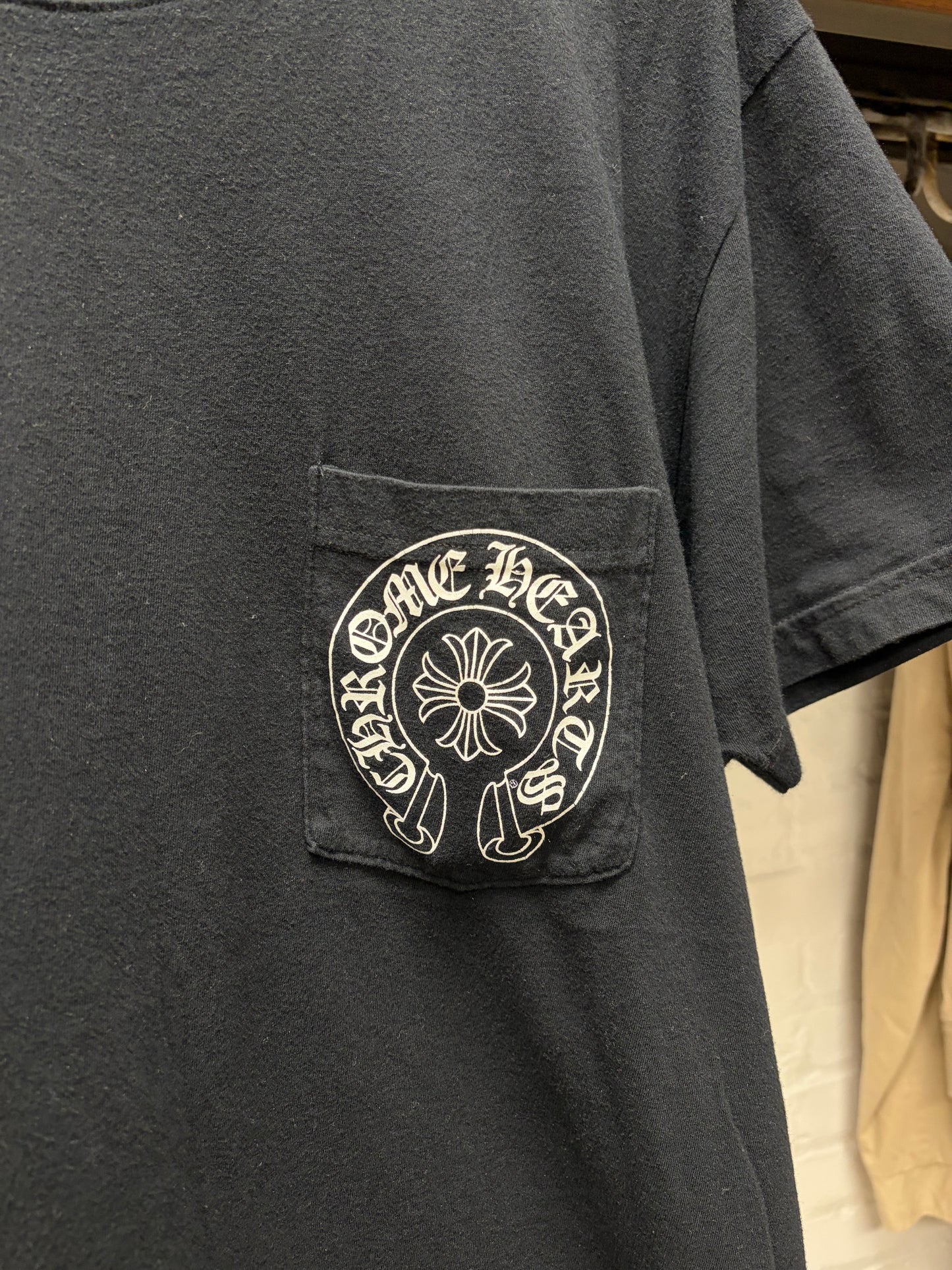 Chrome Hearts ‘Taipei’ Store Exclusive Black Horseshoe Logo Graphic T-Shirt