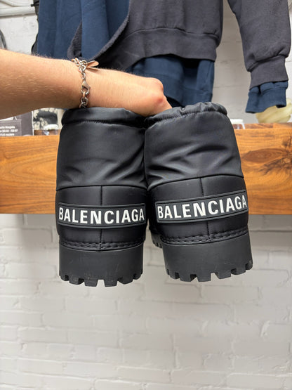 Balenciaga ‘Alaska’ Black Low Top Ski Boots