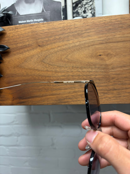 2000s Issey Miyake Tortoiseshell/Gold Sleek Metal Frame Sunglasses