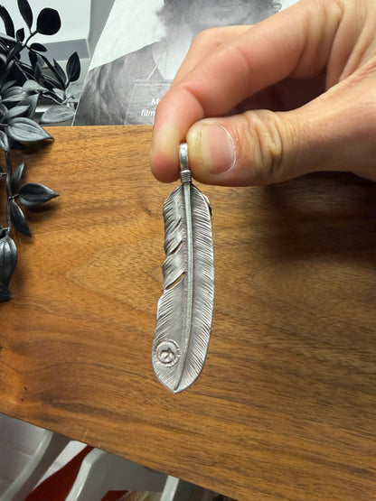 Goros 22k Gold/ .925 Silver ‘Left Leaning’ Feather Pendant