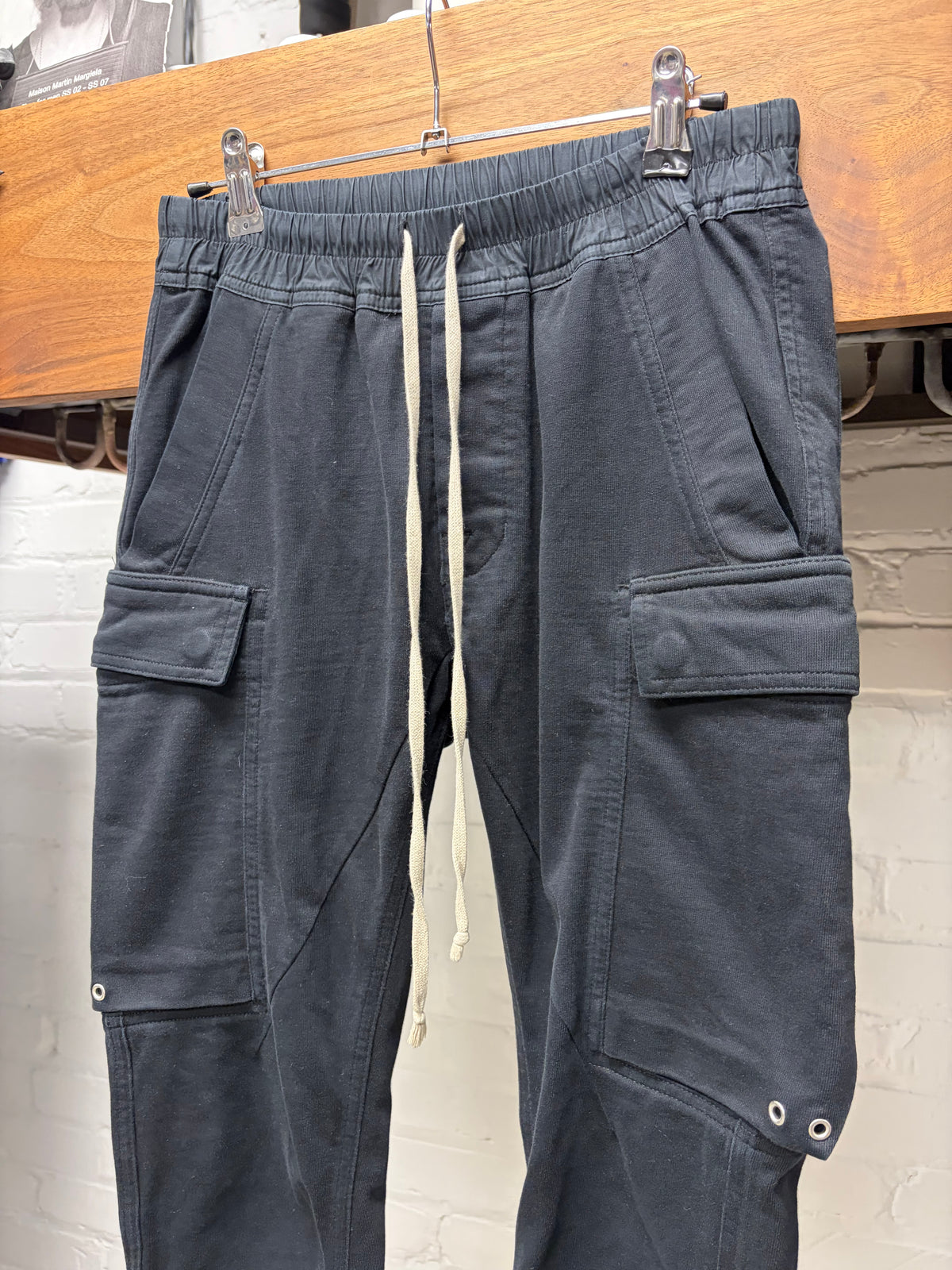 AW2019 Rick Owens ‘Larry’ Black Cargo Jogger Drawstring Sweatpants