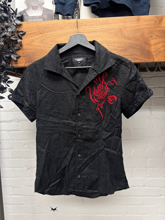 Tornado Mart Embroidered ‘Rose’ Short Sleeve Black/Red Button Up Shirt
