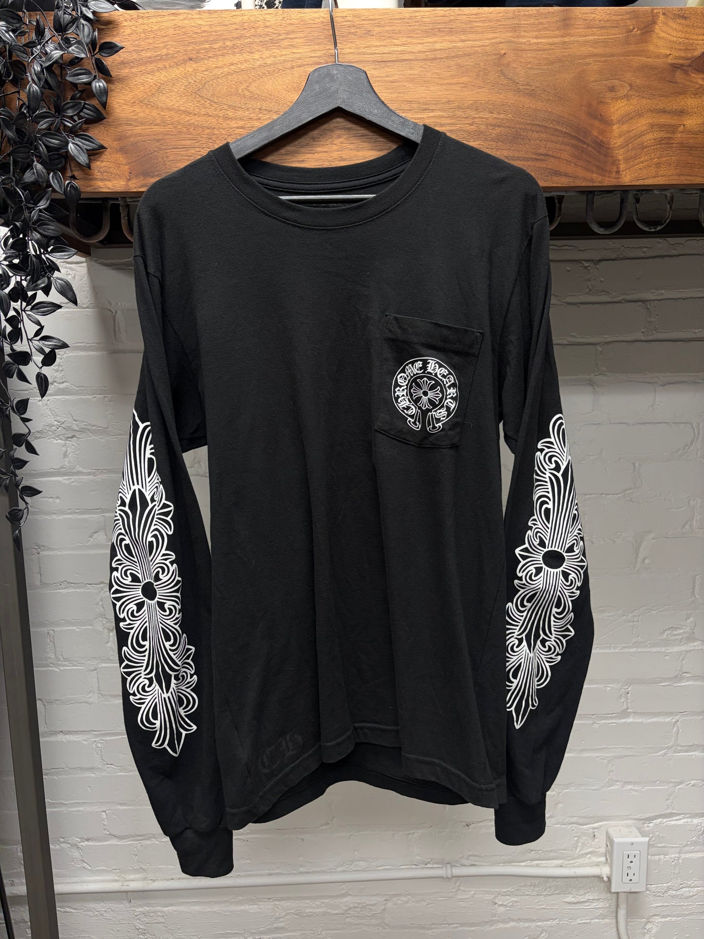 Chrome Hearts Las Vegas Store Exclusive Horseshoe Logo Long Sleeve Shirt