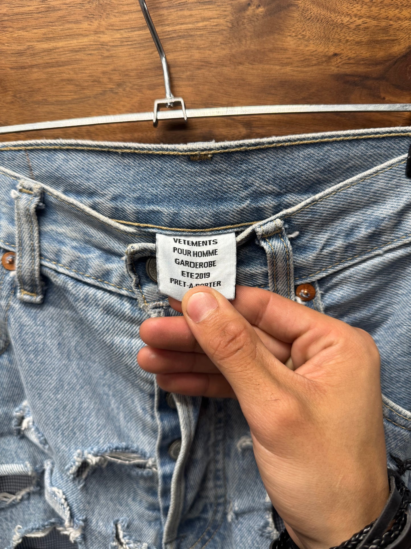 SS2019 Vetements Pour Homme ‘Cut Slash & Pull’ Light Wash Denim