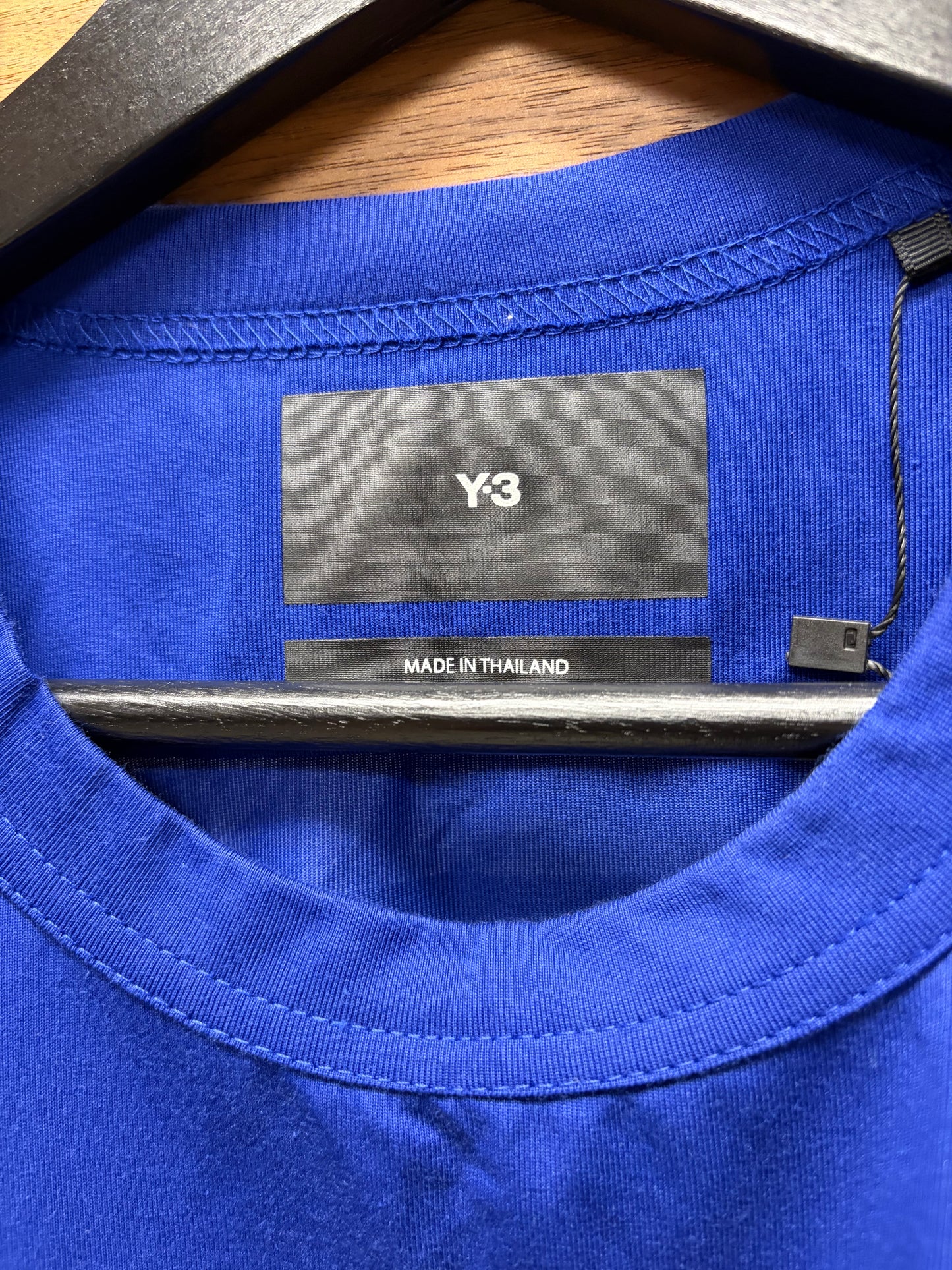 Y-3 by Yohji Yamamoto Shoulder Panelled Blue Tank Top