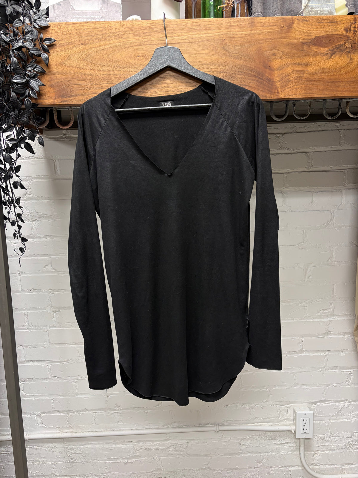 L.G.B. Waxed Black V-Neck Long Sleeve Shirt