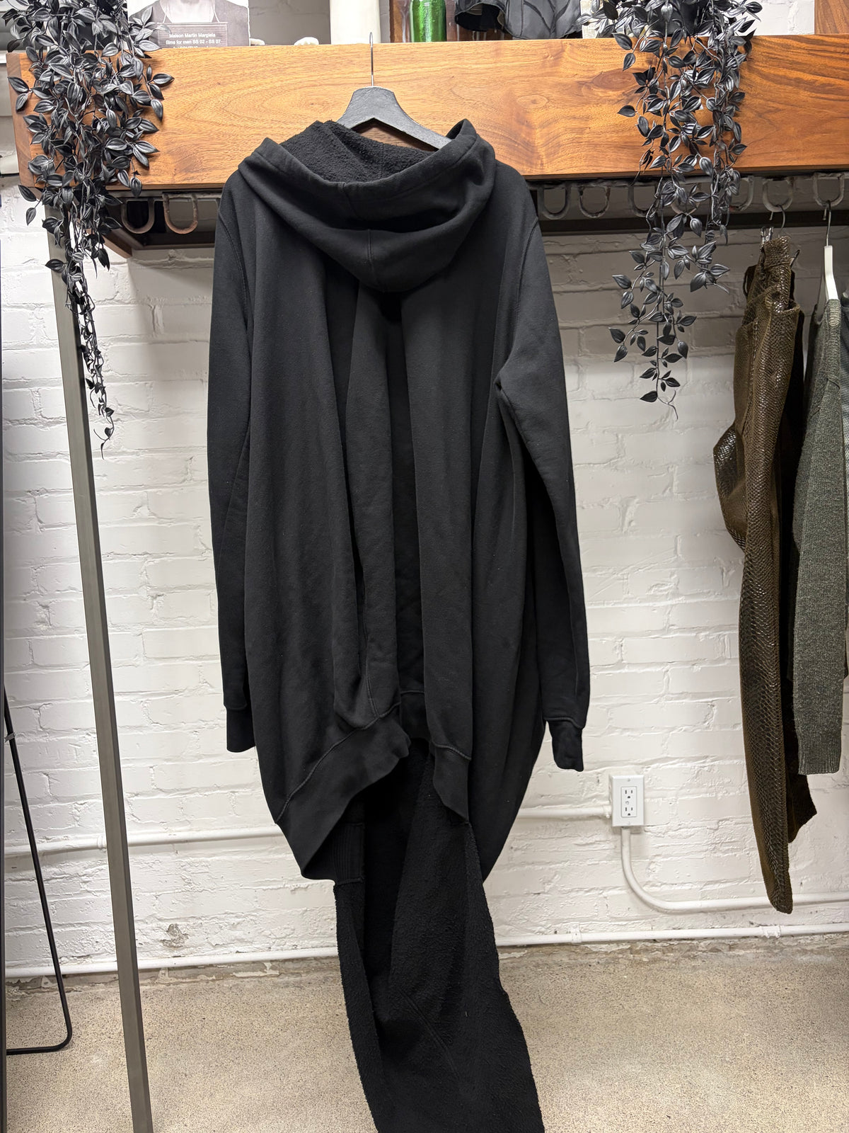 Rick Owens DRKSHDW ‘Twisted Seahorse’ Black Elongated Hoodie