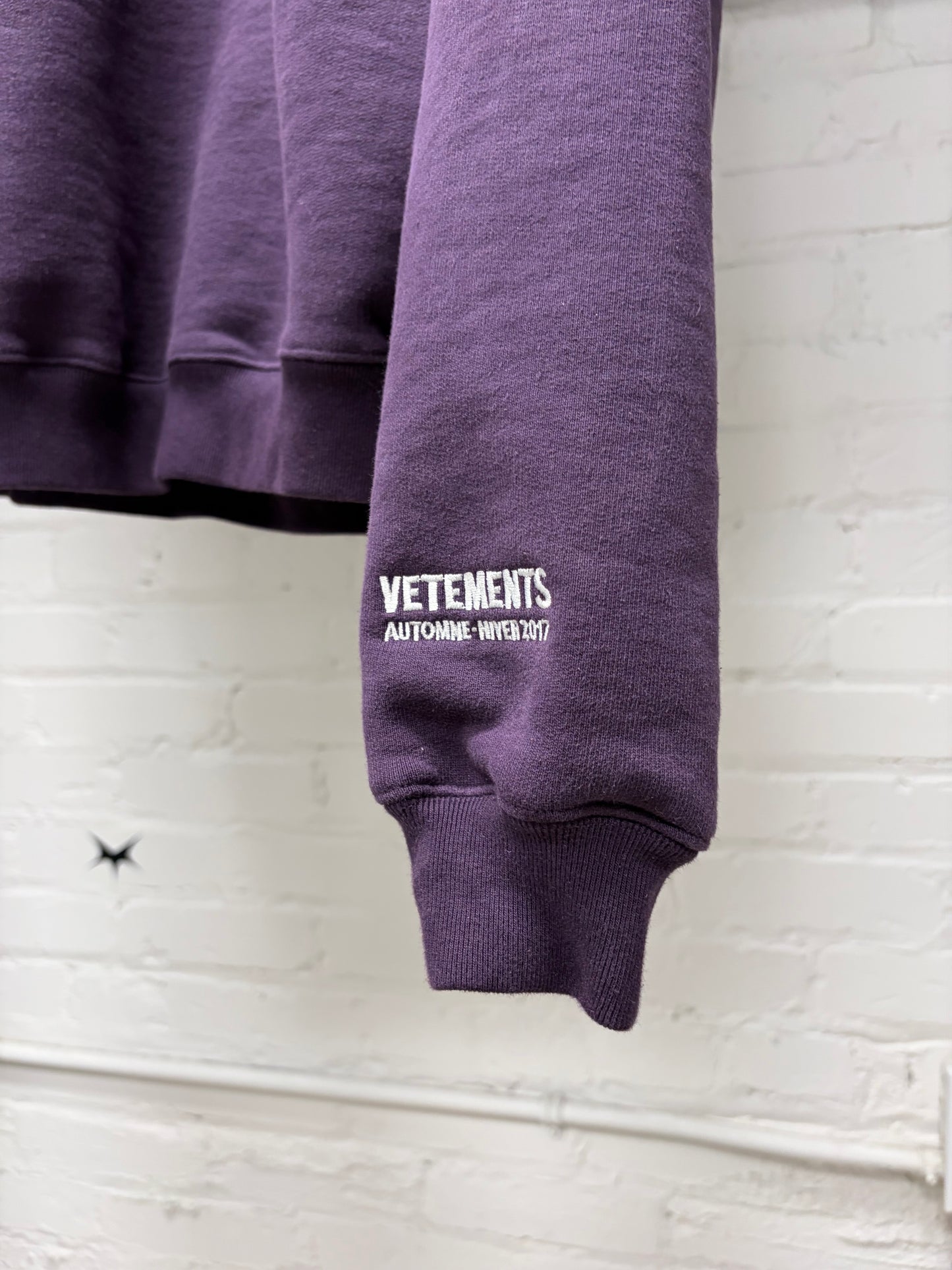 AW2017 Vetements ‘Unskinny’ Sweatshirt