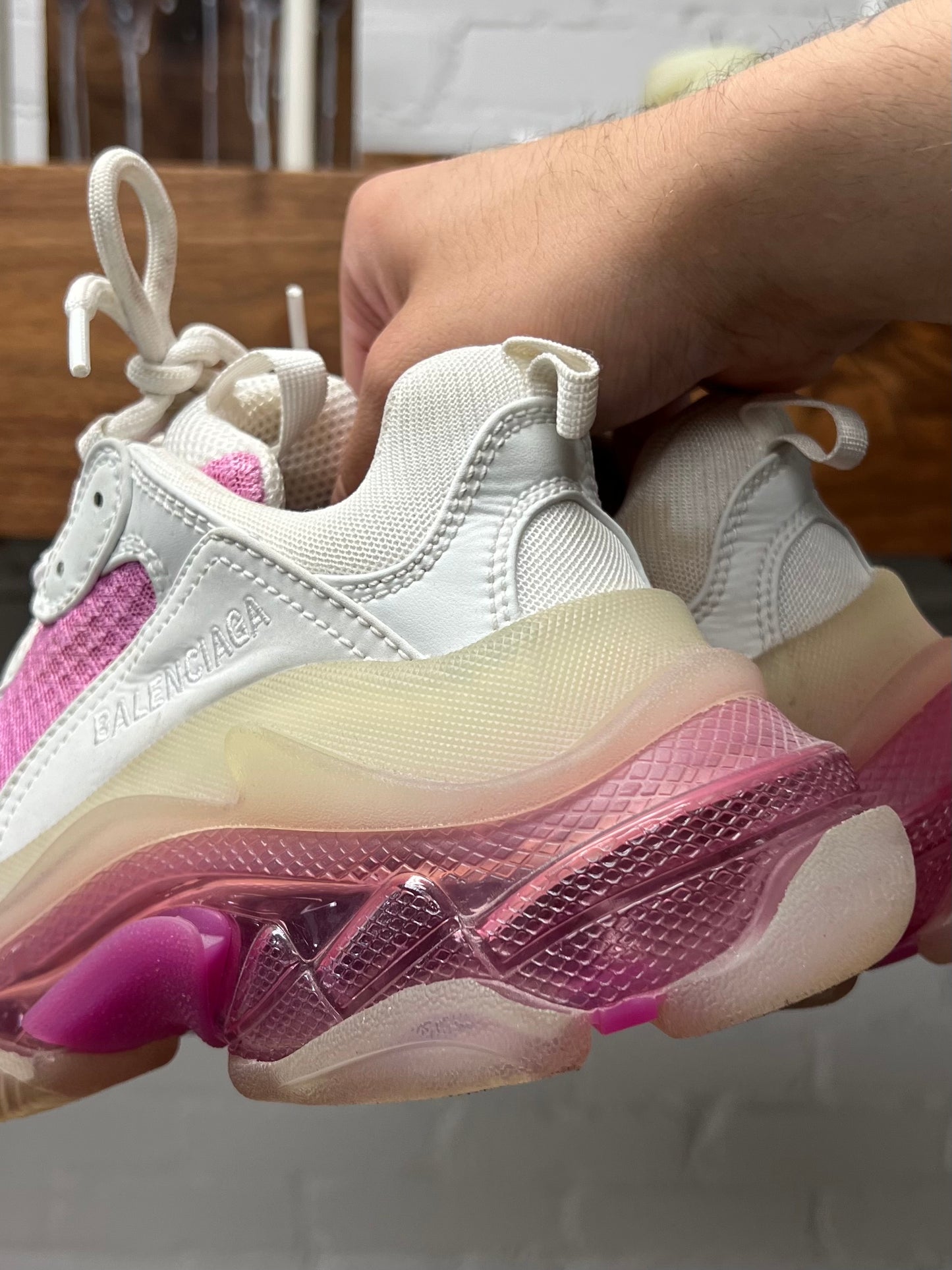Balenciaga ‘Triple S’ White/Pink Low Top Sneakers