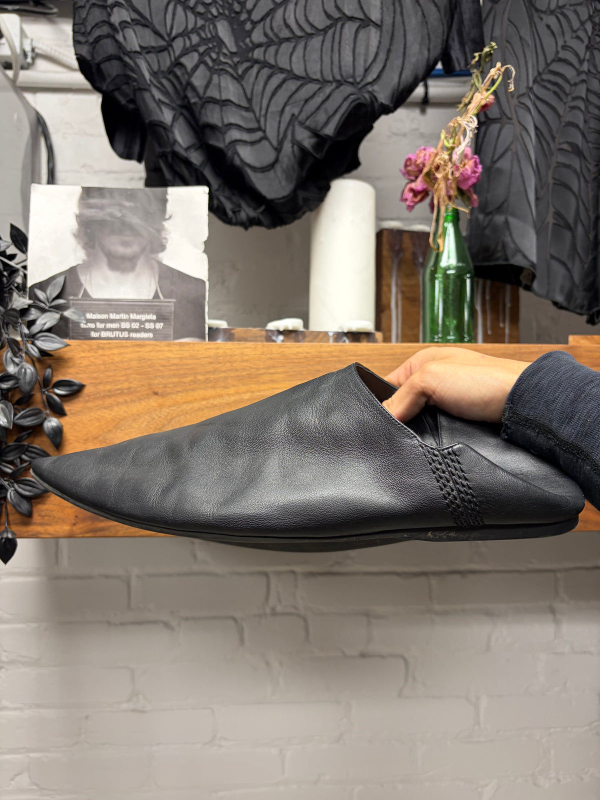 Balenciaga ‘Babouche’ Pointed Toe Flat Smooth Leather Mules