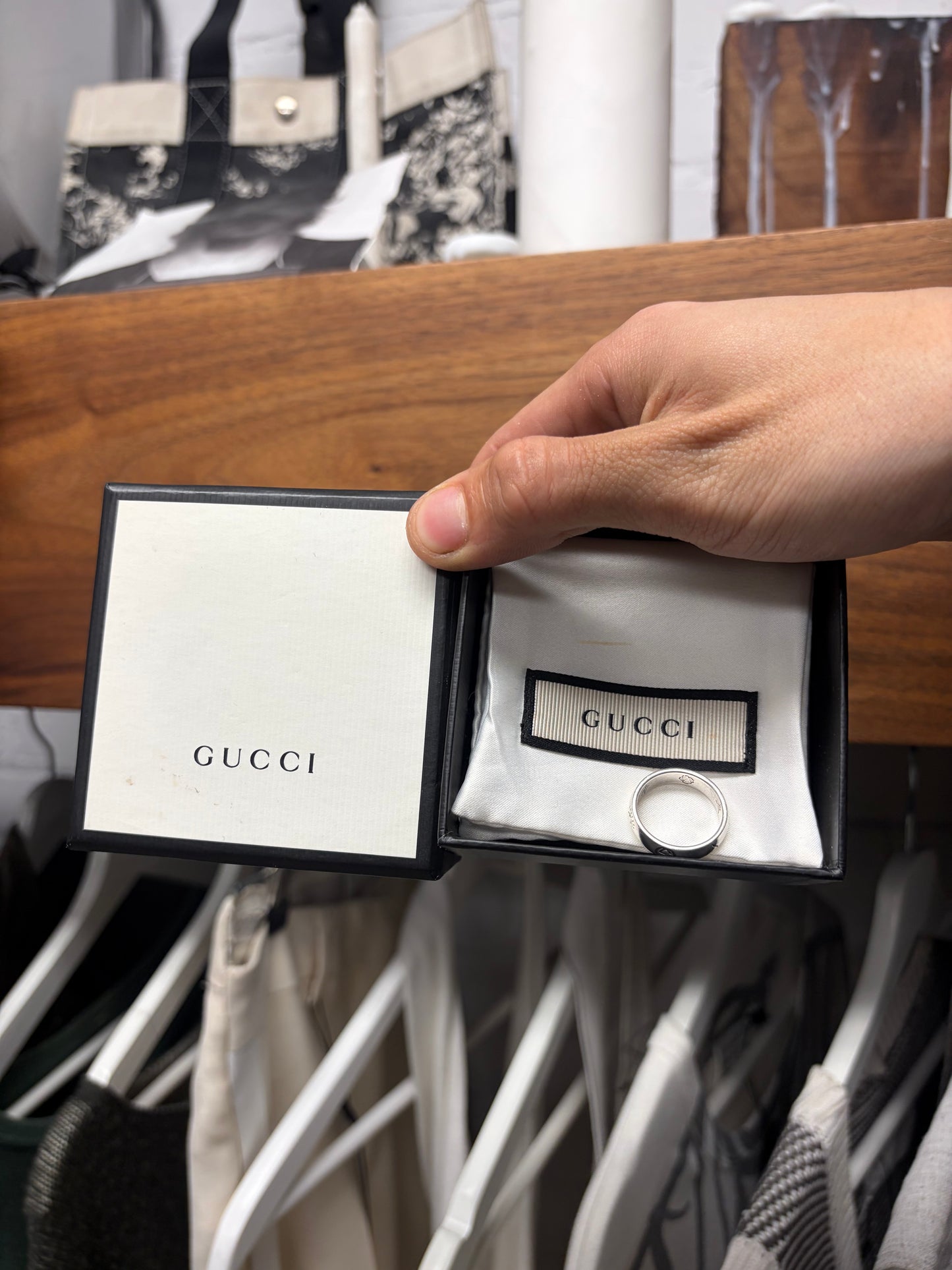 Gucci 925 Silver ‘Blind For Love’ Engraved Band Ring