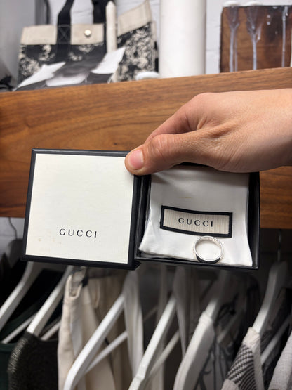 Gucci 925 Silver ‘Blind For Love’ Engraved Band Ring