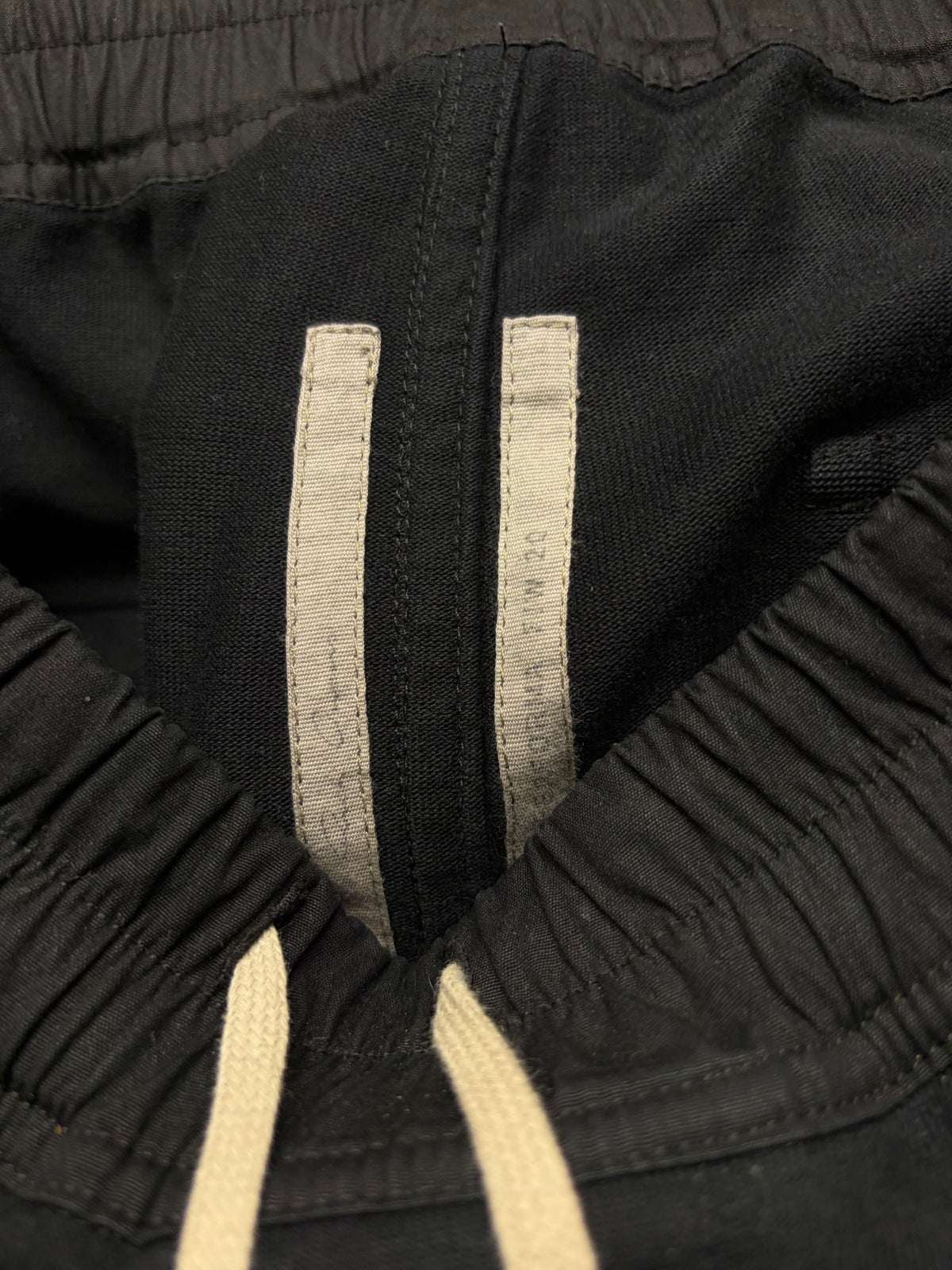 AW2020 Rick Owens ‘Performa’ Black Cotton ‘Cargo Joggers’