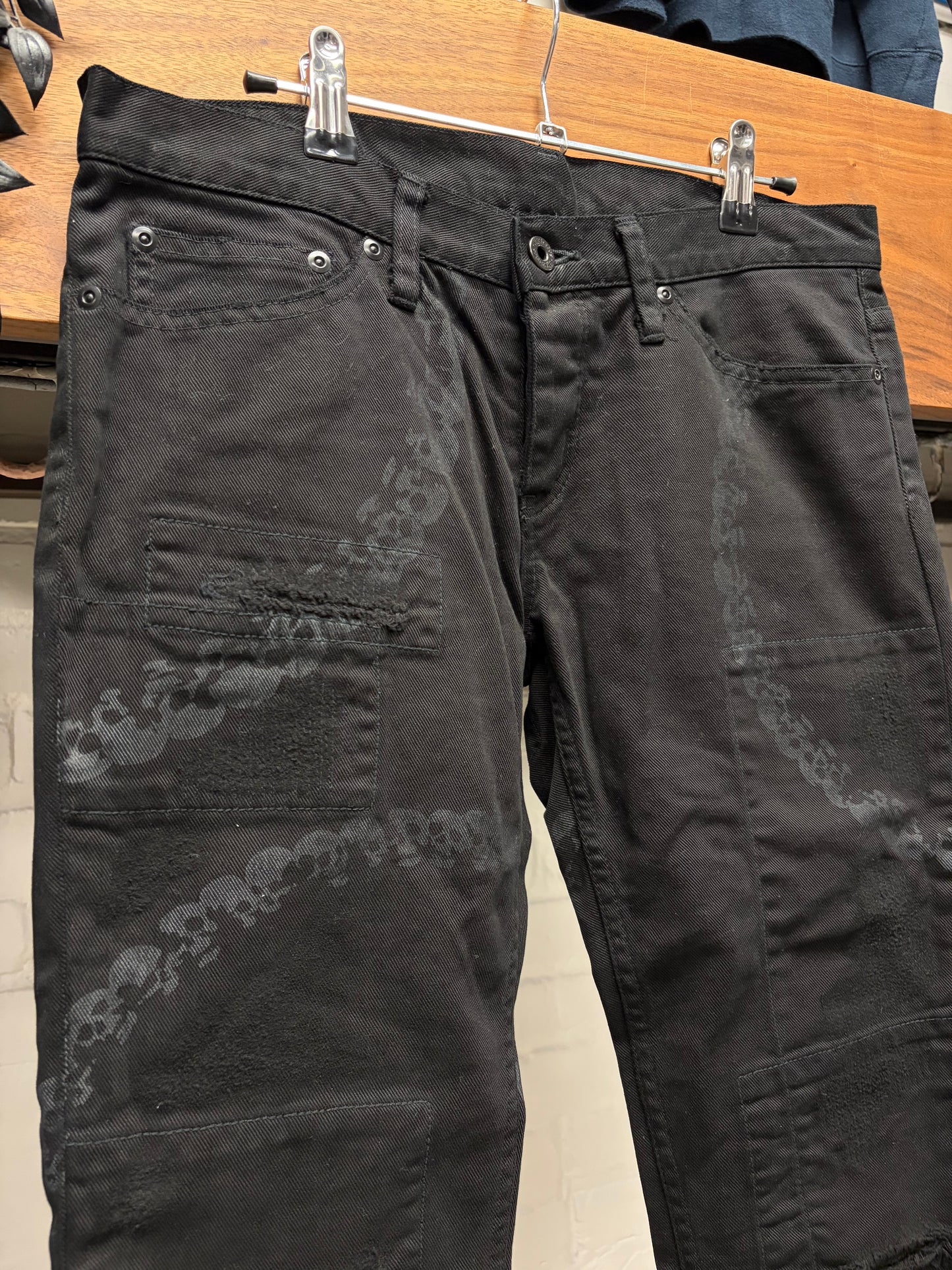 2000s Hysteric Glamour ‘Skull Print’ Black Skinny Jeans