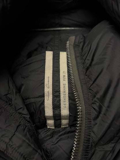 AW2021 Rick Owens ‘Gethsemane’ Funnel ‘Scarf Wrap’ Cropped Down Filled Puffer Jacket