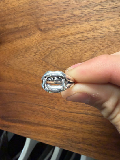 Yohji Yamamoto ‘Vampire’ 950 Solid Silver Fangs Ring