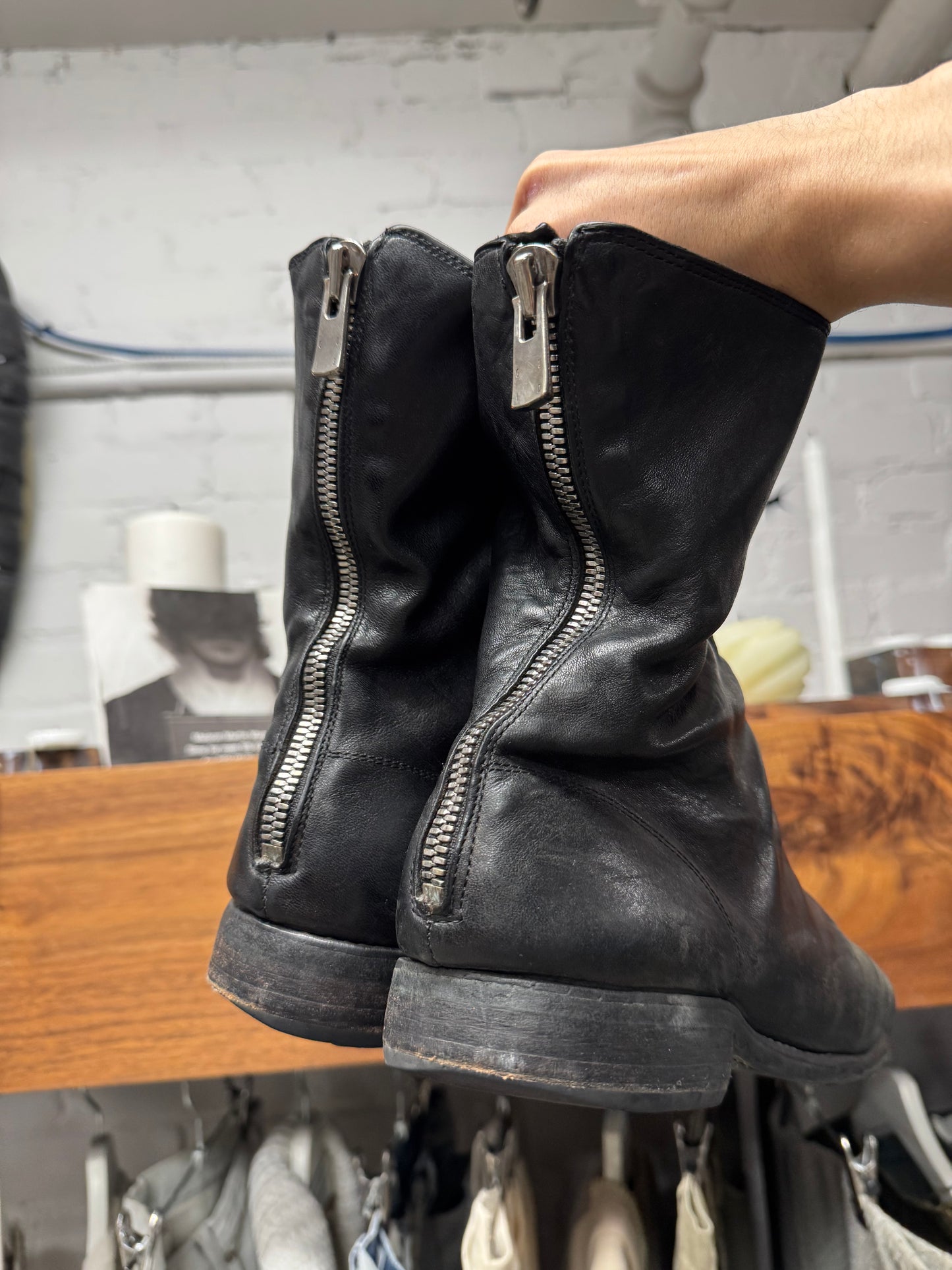 Guidi ‘986’ Black Full Grain Horse Leather Back-Zip Boots