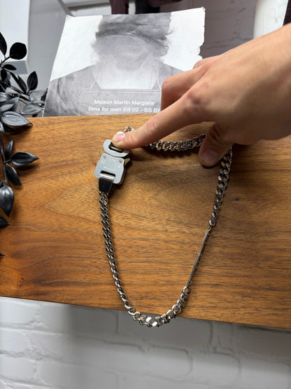 1017 Alyx 9SM ‘Roller Buckle’ Silver-Toned Cuban Link Choker Necklace