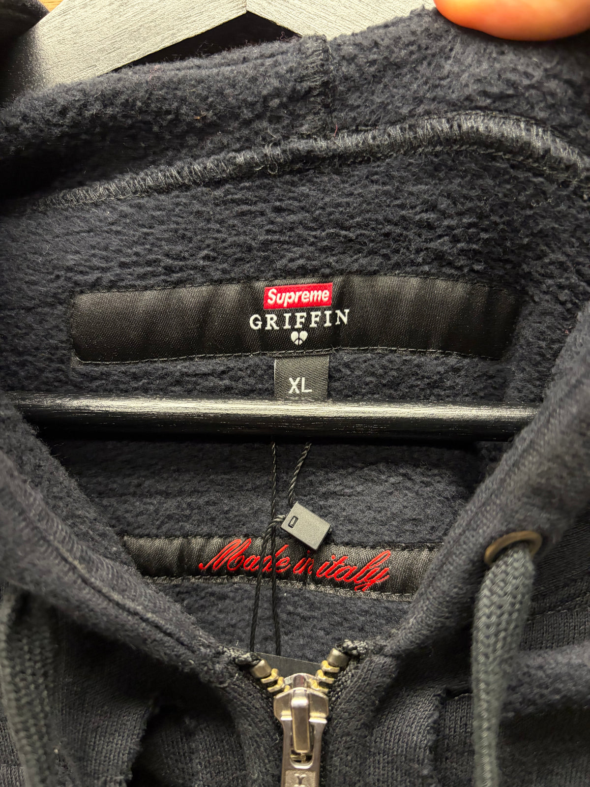 AW2022 Supreme x Griffin ‘Slash Distressed’ Zip-Up Hoodie