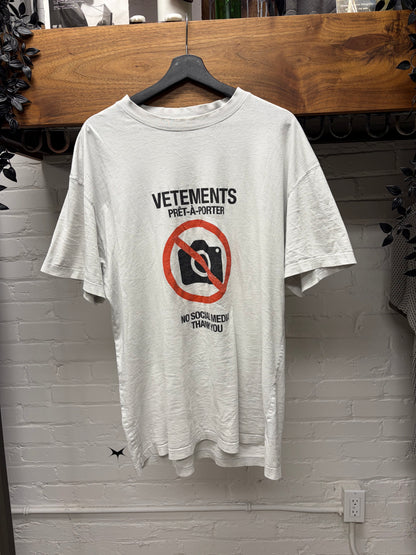 AW2021 Vetements ‘Antisocial’ White No Photos T-Shirt