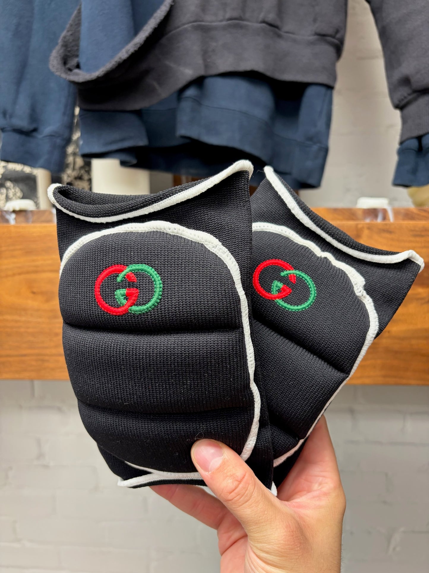 Gucci Embroidered GG Logo Ribbed Black Knee Pads